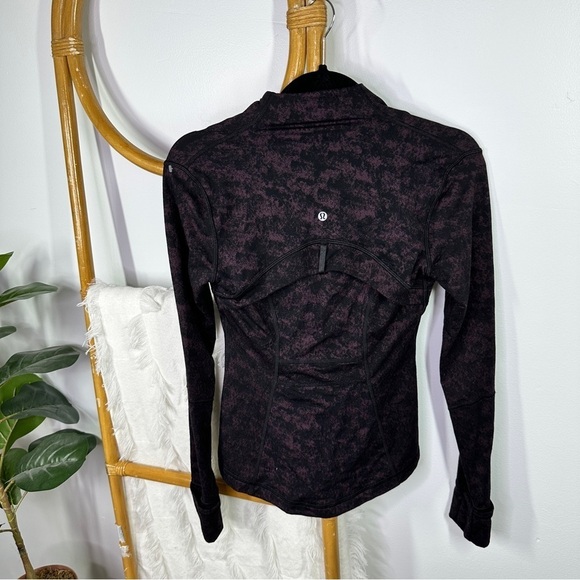 Lululemon Black and Purple Define Jacket sz 4 - Picture 4 of 6